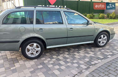 Универсал Skoda Octavia 2003 в 