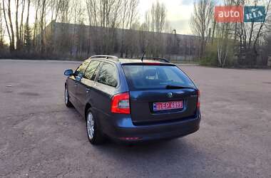 Универсал Skoda Octavia 2010 в 