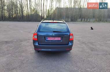 Универсал Skoda Octavia 2010 в 