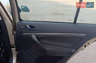Ліфтбек Skoda Octavia 2004 в 