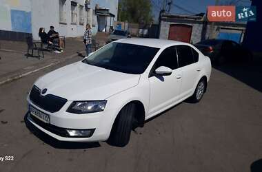 Лифтбек Skoda Octavia 2014 в Каменском