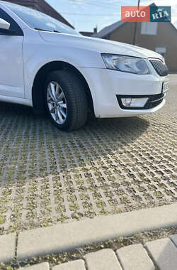 Лифтбек Skoda Octavia 2013 в 