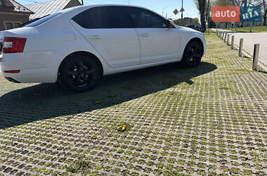 Лифтбек Skoda Octavia 2013 в 