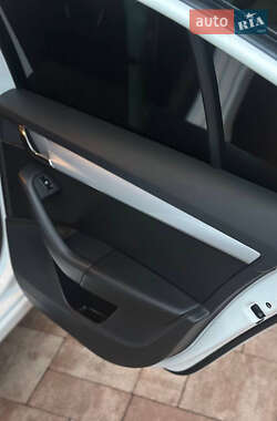 Лифтбек Skoda Octavia 2013 в 