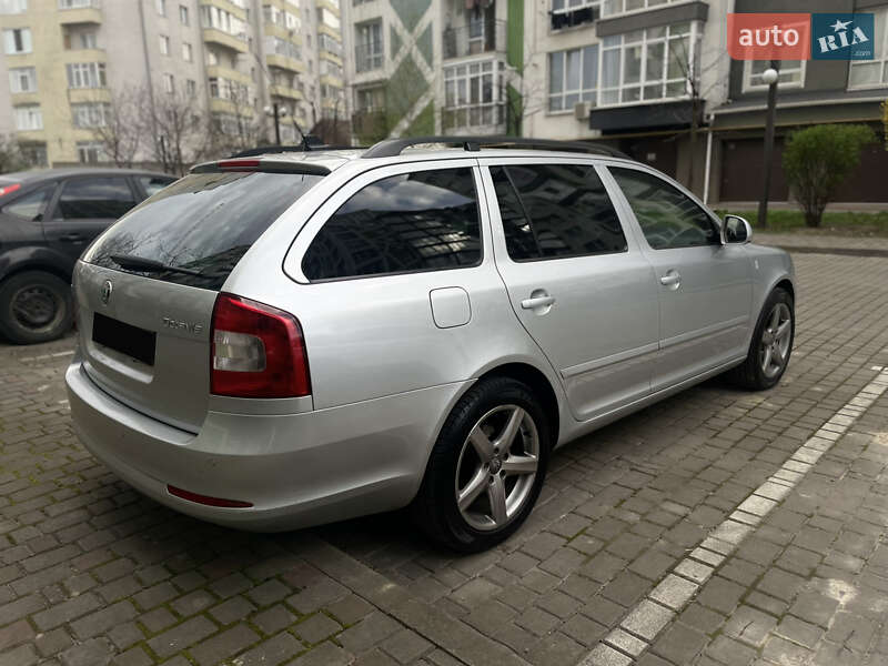 Універсал Skoda Octavia 2012 в Івано-Франківську