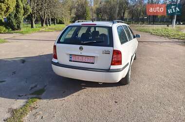 Ліфтбек Skoda Octavia 2009 в 