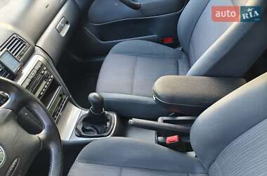 Ліфтбек Skoda Octavia 2009 в 