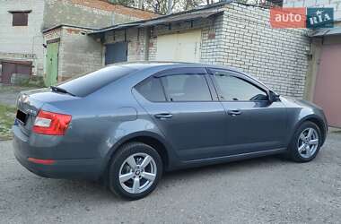 Лифтбек Skoda Octavia 2014 в 
