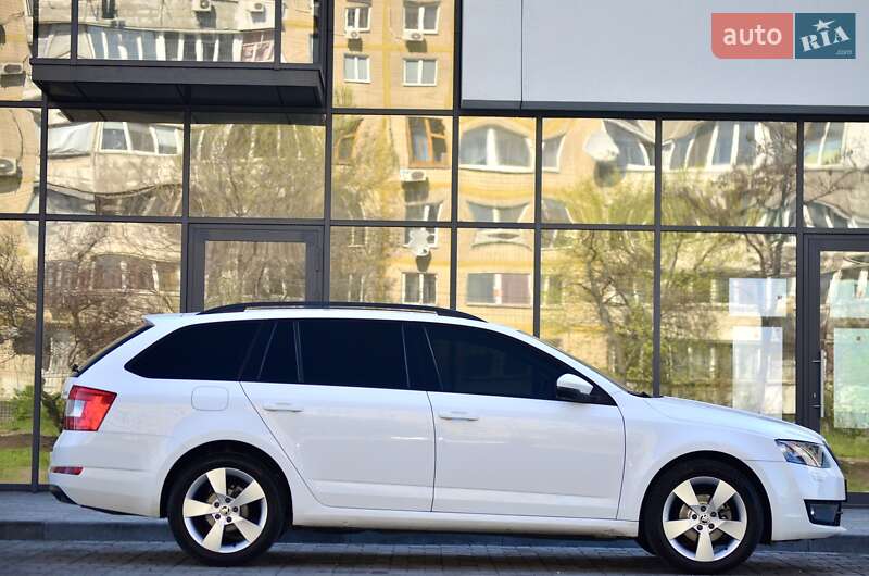 Универсал Skoda Octavia 2016 в Днепре