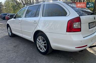 Универсал Skoda Octavia 2011 в 