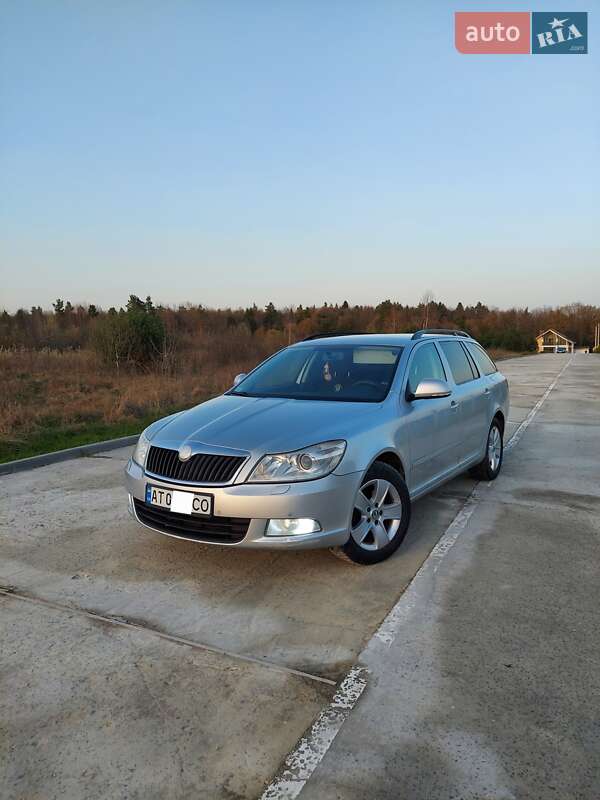Универсал Skoda Octavia 2012 в 