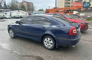 Лифтбек Skoda Octavia 2012 в 