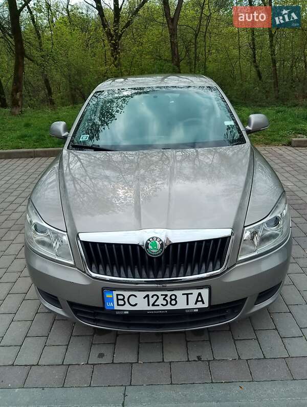 Лифтбек Skoda Octavia 2011 в 