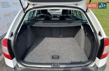 Универсал Skoda Octavia 2011 в 