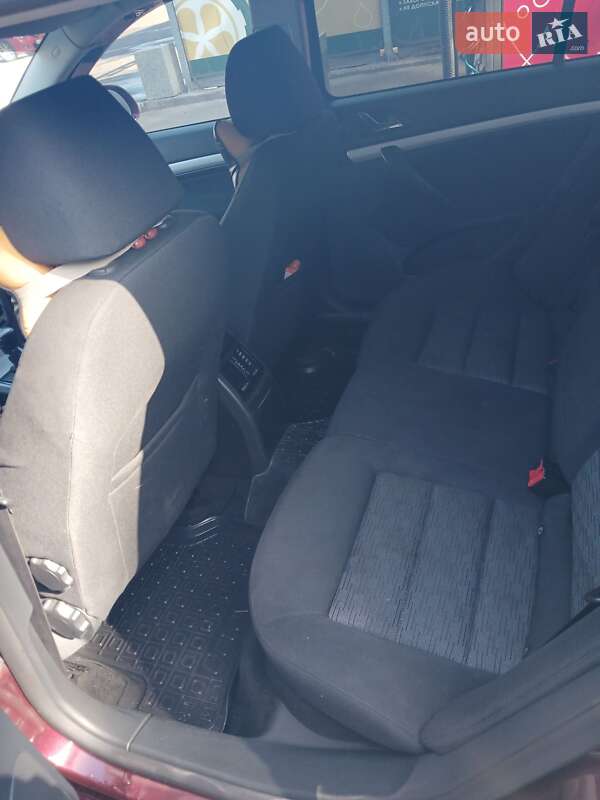 Универсал Skoda Octavia 2010 в Киеве