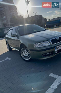 Ліфтбек Skoda Octavia 2002 в 