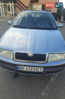 Универсал Skoda Octavia 2003 в 