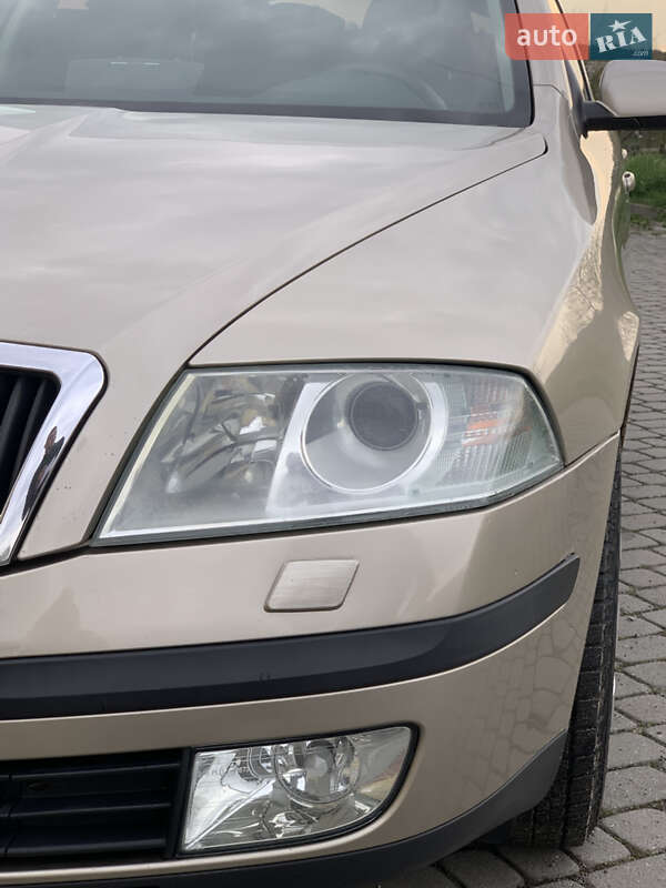 Лифтбек Skoda Octavia 2005 в Львове