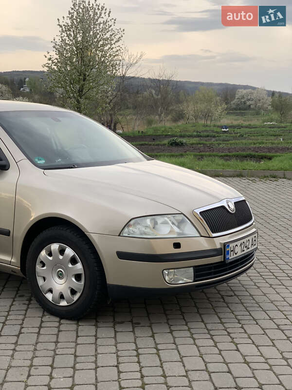 Лифтбек Skoda Octavia 2005 в Львове