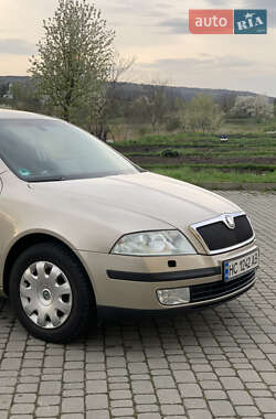 Лифтбек Skoda Octavia 2005 в 