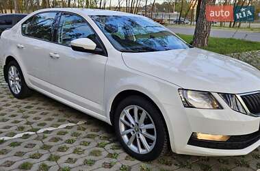 Лифтбек Skoda Octavia 2017 в 