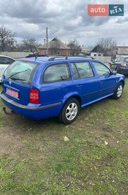 Универсал Skoda Octavia 2002 в 