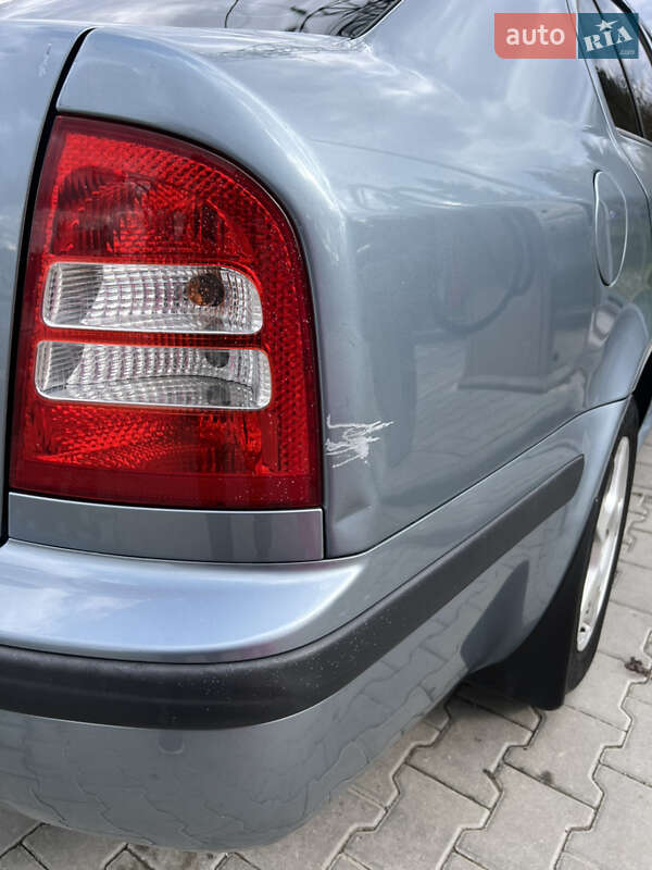 Лифтбек Skoda Octavia 2003 в Львове