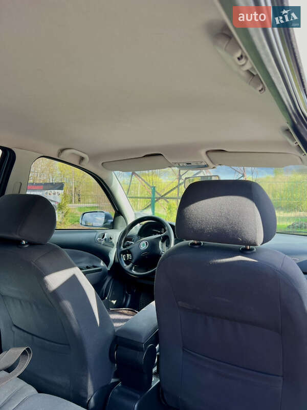 Лифтбек Skoda Octavia 2003 в Львове