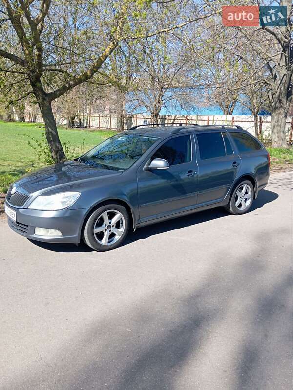 Універсал Skoda Octavia 2009 в 