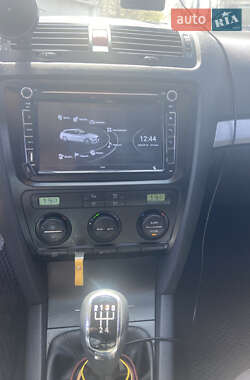 Лифтбек Skoda Octavia 2005 в 