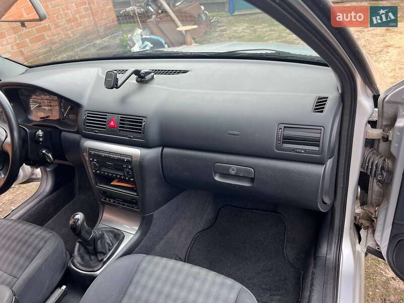Універсал Skoda Octavia 2005 в Полтаві