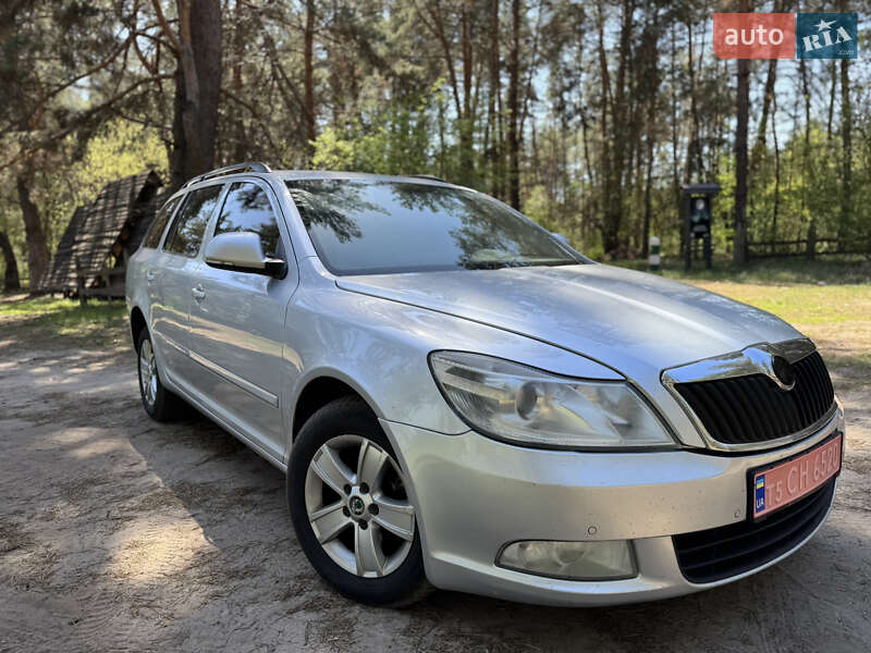 Универсал Skoda Octavia 2010 в Полтаве