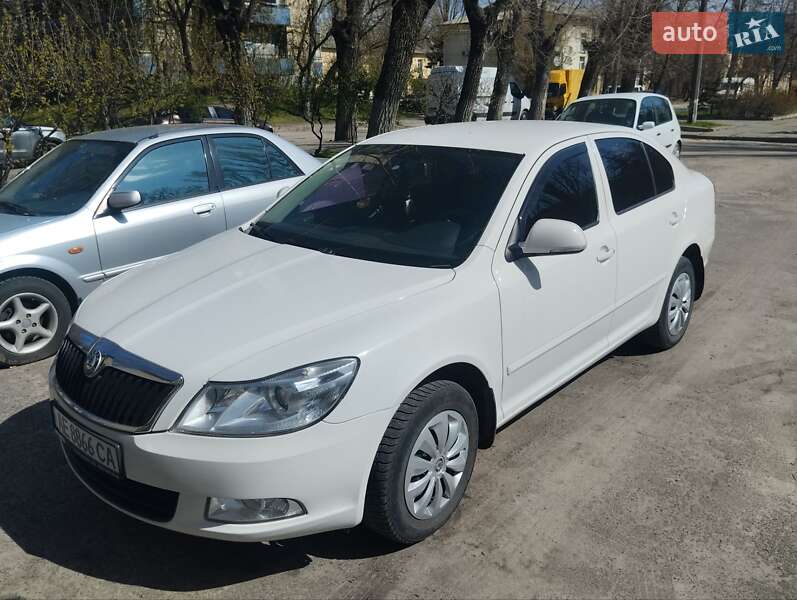 Ліфтбек Skoda Octavia 2011 в 