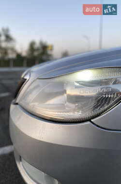 Универсал Skoda Octavia 2010 в 