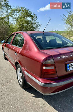 Ліфтбек Skoda Octavia 1999 в 