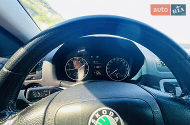 Ліфтбек Skoda Octavia 2011 в 