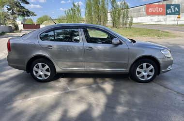 Лифтбек Skoda Octavia 2011 в 
