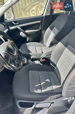 Лифтбек Skoda Octavia 2012 в 