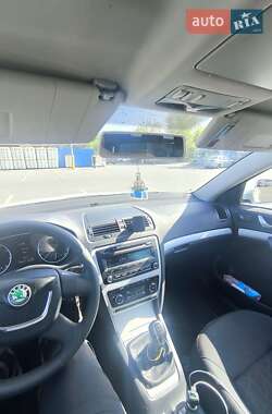 Универсал Skoda Octavia 2011 в 