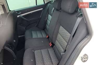 Универсал Skoda Octavia 2011 в 