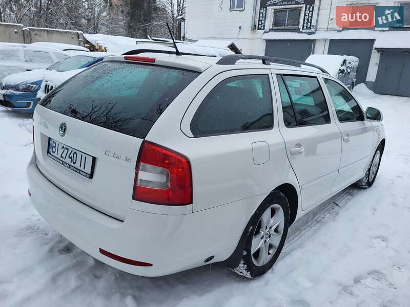 Универсал Skoda Octavia 2011 в Полтаве фото 7 Универсал Skoda Octavia 2011 в Полтаве