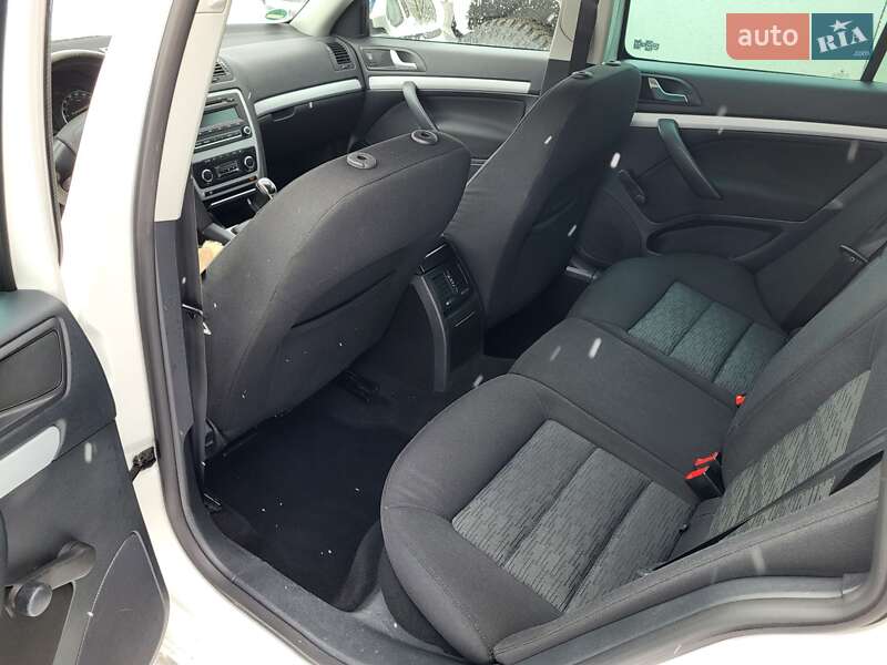Универсал Skoda Octavia 2011 в Полтаве фото 11 Универсал Skoda Octavia 2011 в Полтаве
