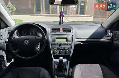 Ліфтбек Skoda Octavia 2005 в 