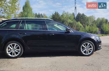 Универсал Skoda Octavia 2017 в 