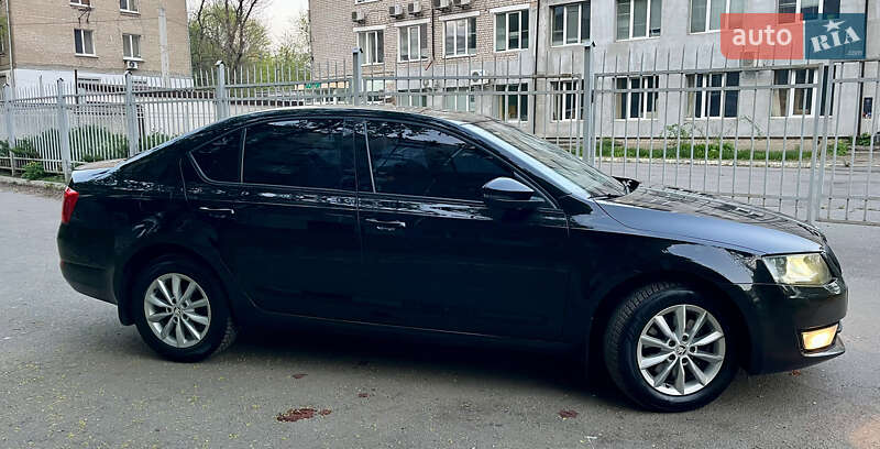 Лифтбек Skoda Octavia 2015 в Харькове