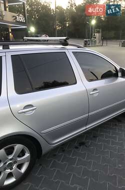 Универсал Skoda Octavia 2009 в 