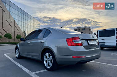 Лифтбек Skoda Octavia 2014 в 