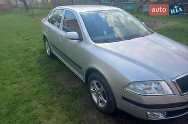 Лифтбек Skoda Octavia 2004 в 