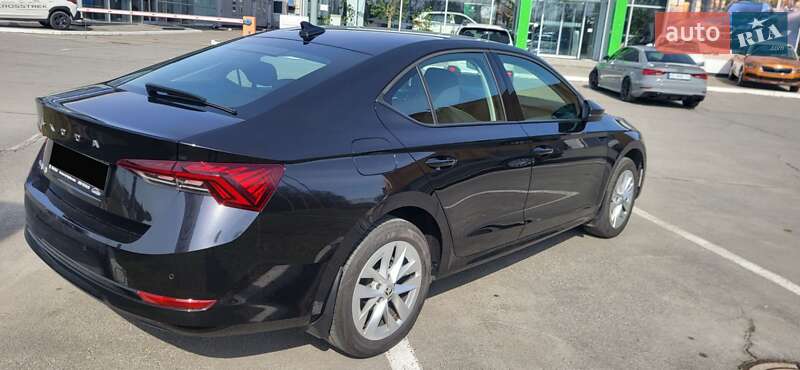 Лифтбек Skoda Octavia 2021 в Днепре