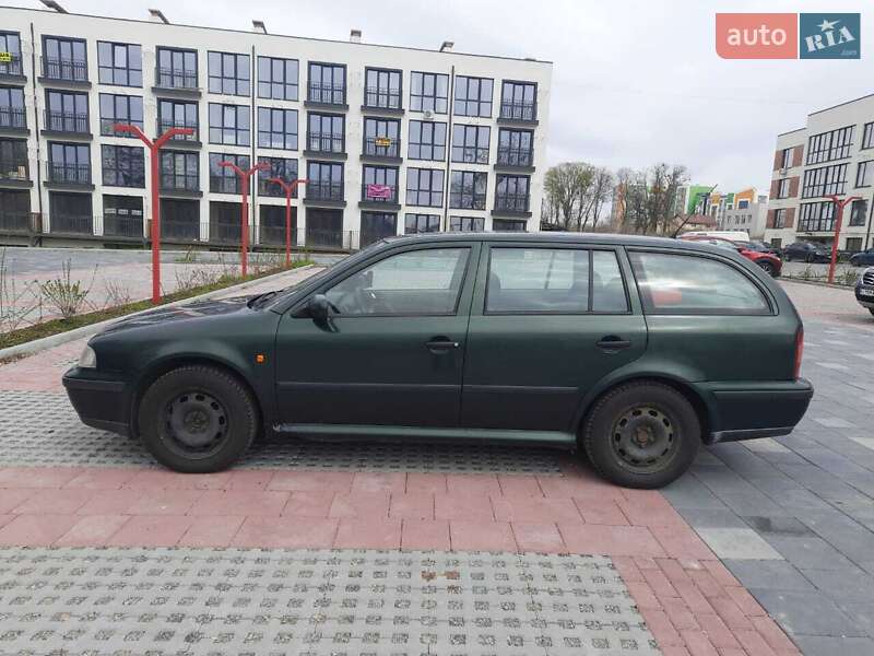 Універсал Skoda Octavia 2000 в Києві
